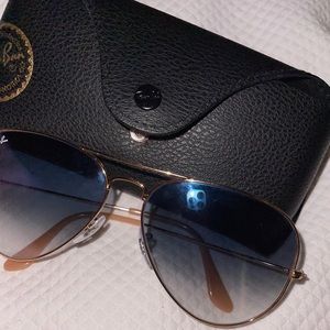 Blue Ray Ban Aviators— large blue gradient